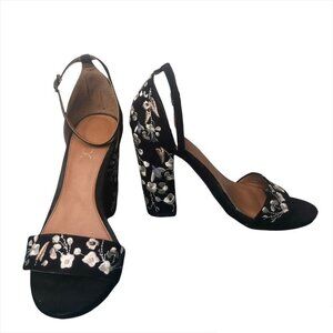Sugar Black Floral Embroidered Heels Size 7.5 Ankle Strap Chunky Heel Feminine